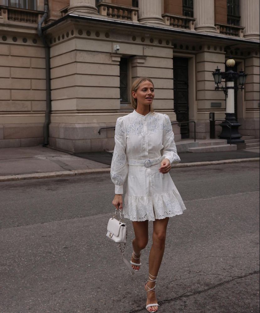 10 vestidos blancos que nunca pasan de moda - Foto 1